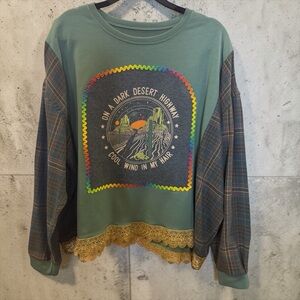 Green Graphic Patchwork Sweatshirt with Plaid Sleeves